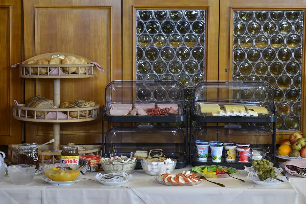 נירנברג Burghotel Stammhaus מראה חיצוני תמונה