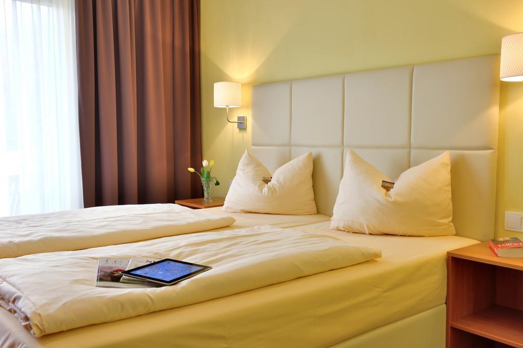 נירנברג Burghotel Stammhaus מראה חיצוני תמונה